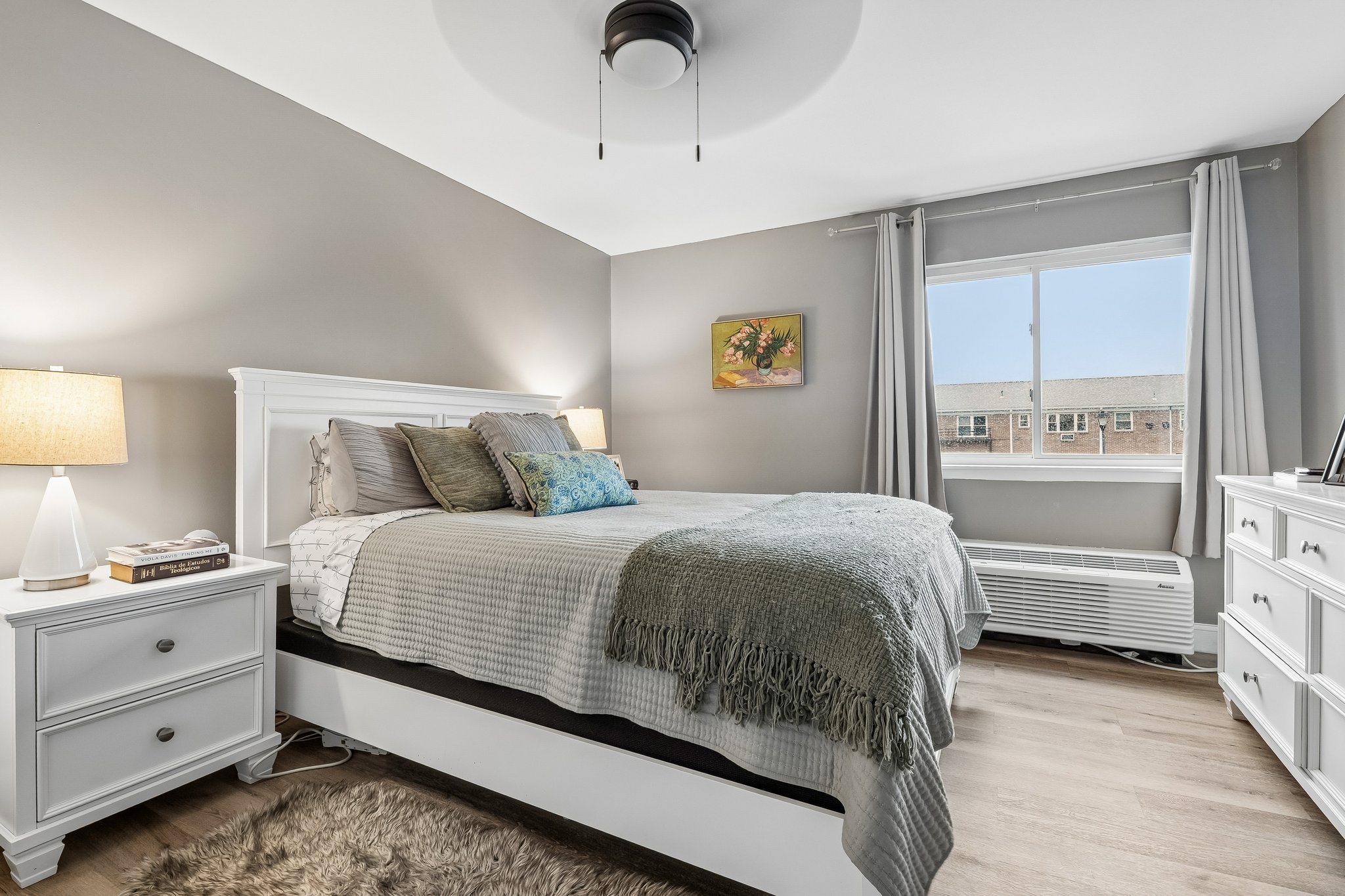 18-web-or-mls-P8270260